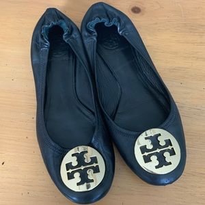 Tory Burch Minnie travel ballet flat black an gold